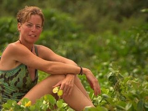 SO KAOTIC SHE NEEDS TO SIT DOWN JUST TO KOPE WITH IT.  <3 <3 <3